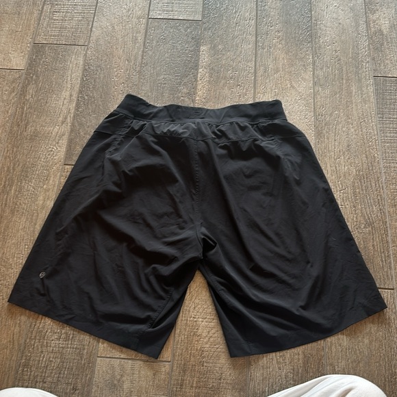Black men’s Lululemon shorts - Picture 2 of 3
